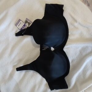 NWT Plus Size Plunge Bra!